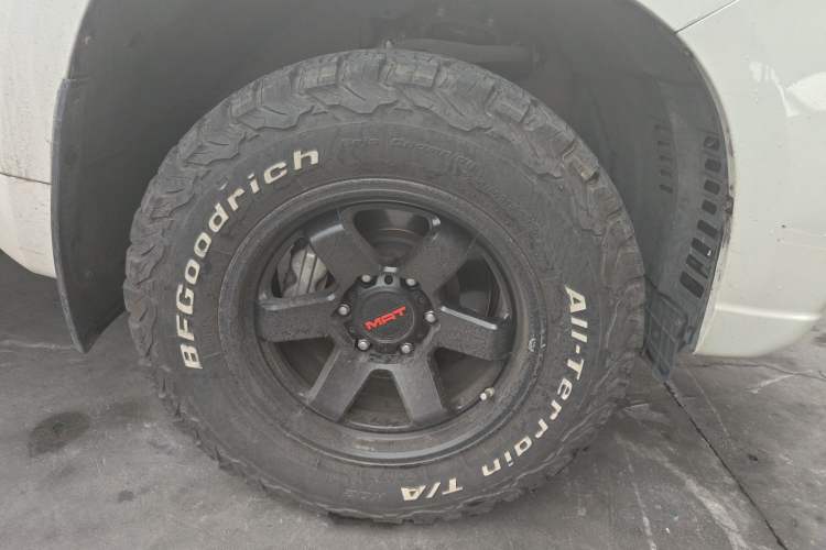 Used Toyota Prado 2016 3.5L Automatic TX-L Right Front Wheel Hub