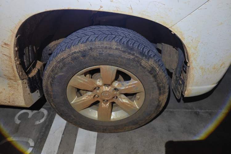 Used Toyota Prado 2016 3.5L Automatic TX-L Right Front Wheel Hub