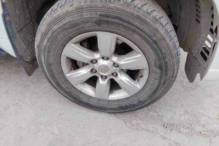 Used Toyota Prado 2016 3.5L Automatic TX-L NAVI Right Front Wheel Hub
