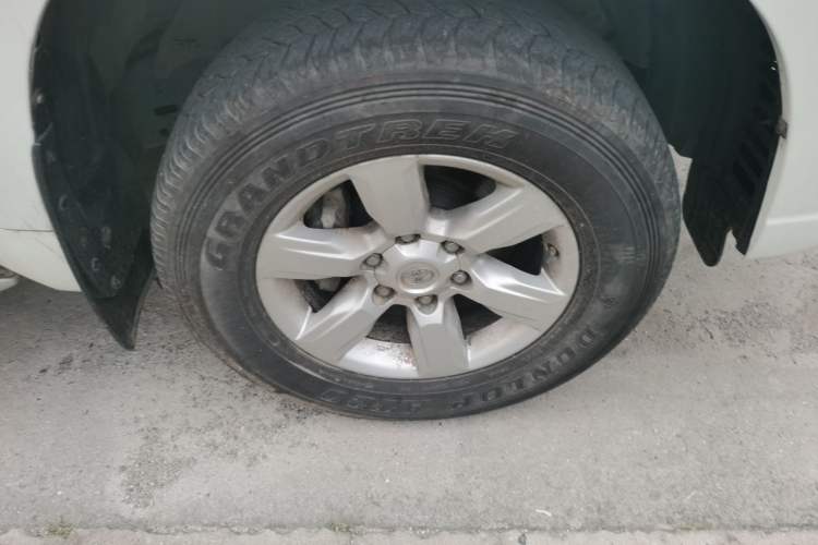 Used Toyota Prado 2016 3.5L Automatic TX-L Right Front Wheel Hub