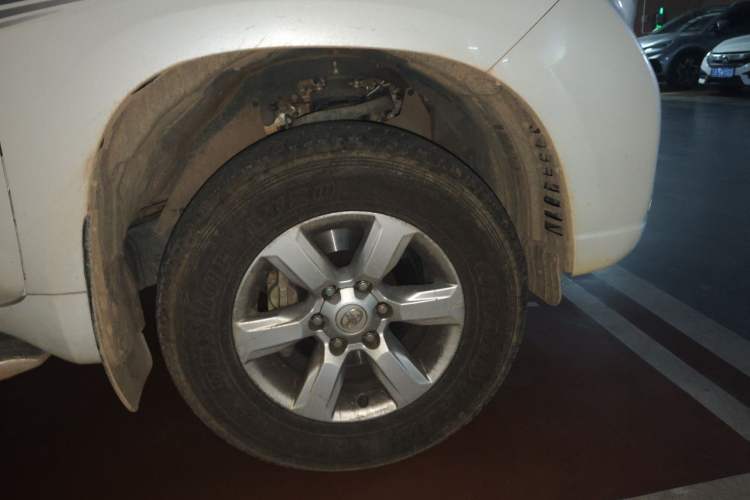 Used Toyota Prado 2016 3.5L Automatic TX-L Right Front Wheel Hub