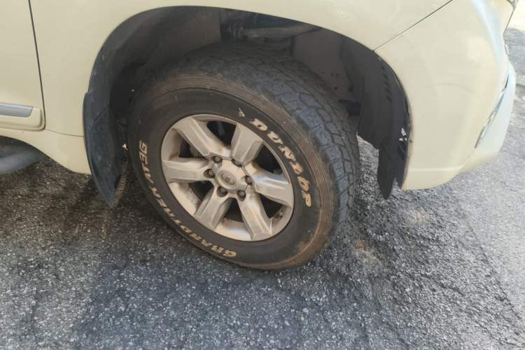 Used Toyota Prado 2016 3.5L Automatic TX-L NAVI Right Front Wheel Hub