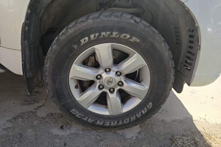 Used Toyota Prado 2016 3.5L Automatic TX-L Right Front Wheel Hub