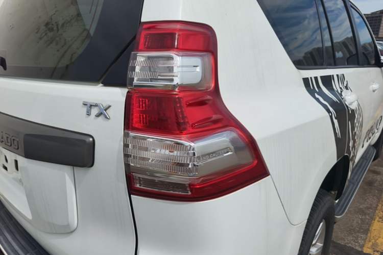 Used Toyota Prado 2016 3.5L Automatic TX-L Right Rear Taillight