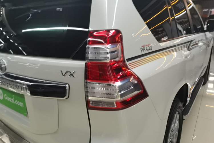 Used Toyota Prado 2016 3.5L Automatic VX NAVI Right Rear Taillight