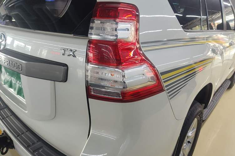 Used Toyota Prado 2016 2.7L Automatic Luxury Edition Right Rear Taillight