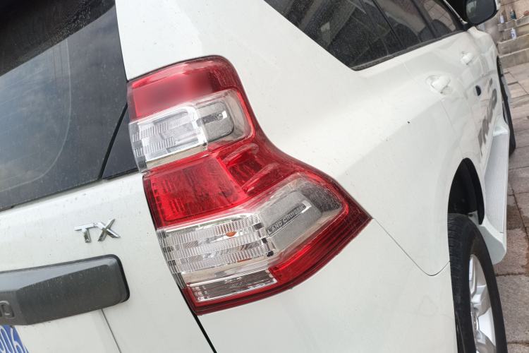 Used Toyota Prado 2016 2.7L Automatic Standard Edition Right Rear Taillight