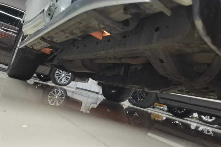 Used Toyota Prado 2016 3.5L Automatic VX NAVI Right Side Sill