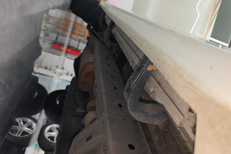 Used Toyota Prado 2016 2700 TX 7-Seater Middle East Version Right Side Sill