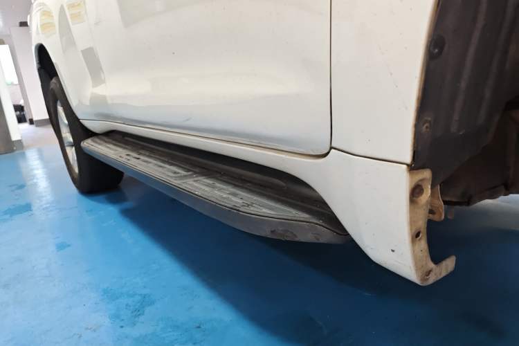 Used Toyota Prado 2016 2.7L Automatic Standard Edition Right Side Sill