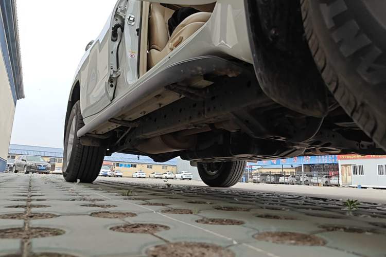Used Toyota Prado 2016 2.7L Automatic Standard Edition Right Side Sill
