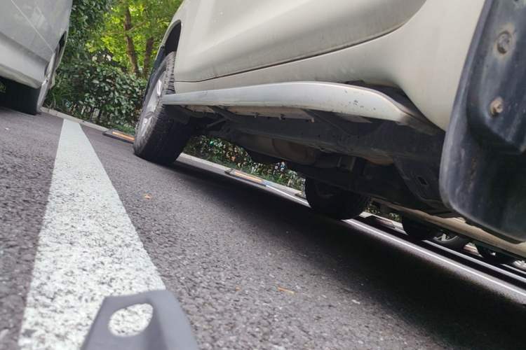Used Toyota Prado 2016 3.5L Automatic TX-L Right Side Sill