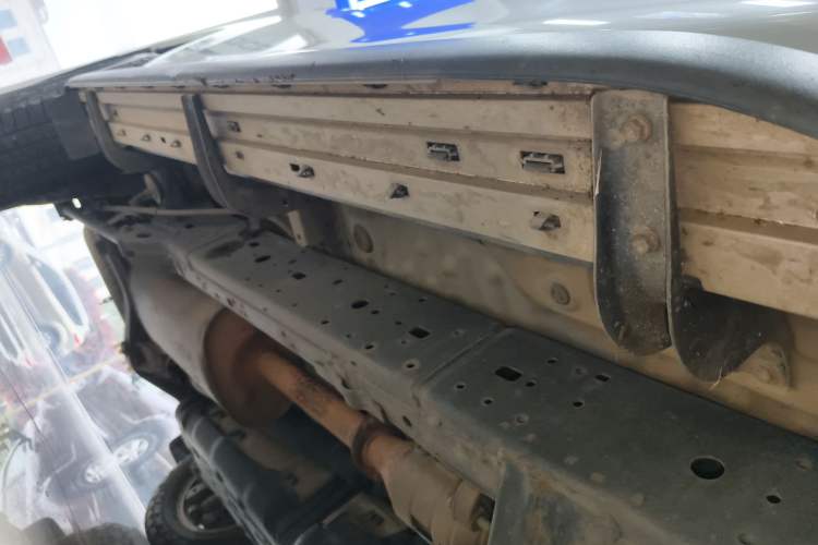 Used Toyota Prado 2016 2.7L Automatic Standard Edition Right Side Sill