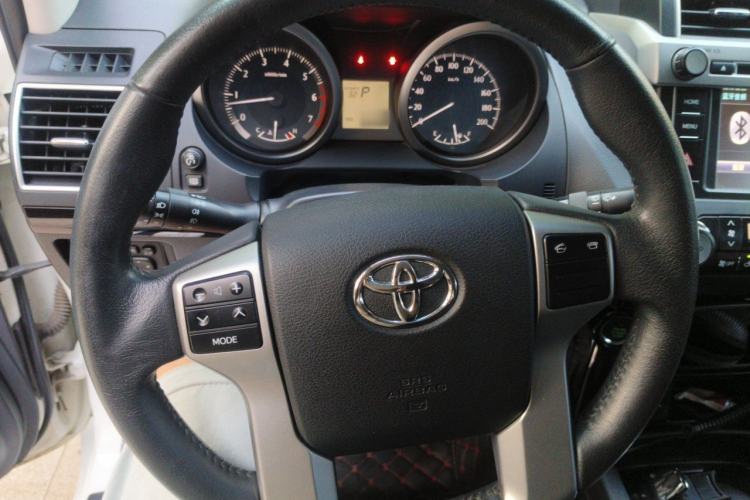 Used Toyota Prado 2016 2.7L Automatic Standard Edition Steering Wheel