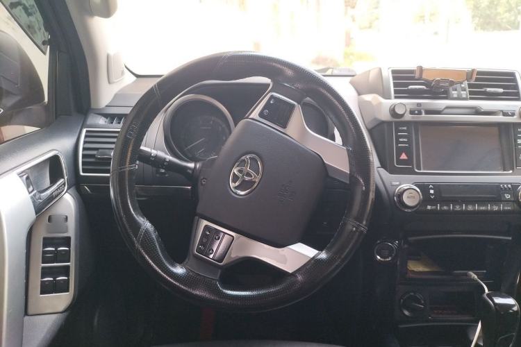 Used Toyota Prado 2016 2.7L Automatic Luxury Edition Steering Wheel