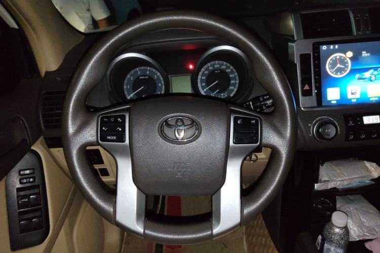 Used Toyota Prado 2016 2700 TX 7-Seater Middle East Version Steering Wheel