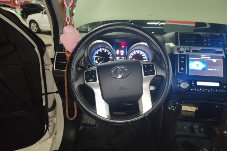 Used Toyota Prado 2016 3.5L Automatic TX-L NAVI Steering Wheel