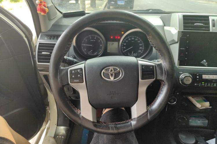 Used Toyota Prado 2016 2.7L Automatic Standard Edition Steering Wheel