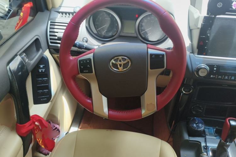 Used Toyota Prado 2016 2.7L Automatic Standard Edition Steering Wheel