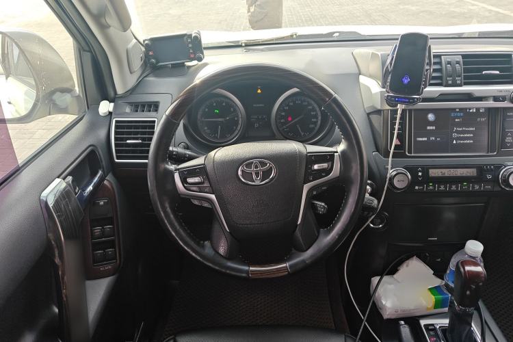 Used Toyota Prado 2016 3.5L Automatic TX-L NAVI Steering Wheel