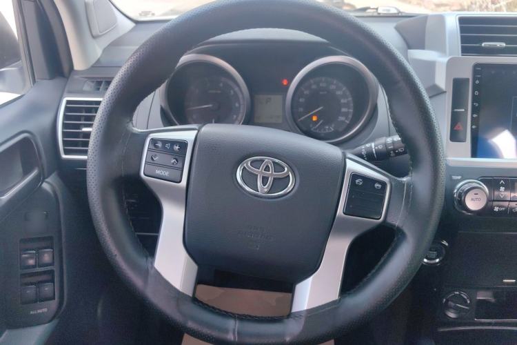 Used Toyota Prado 2016 2.7L Automatic Standard Edition Steering Wheel