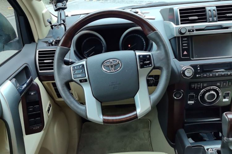 Used Toyota Prado 2016 3.5L Automatic VX NAVI Steering Wheel