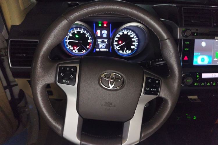 Used Toyota Prado 2016 3.5L Automatic TX-L NAVI Steering Wheel