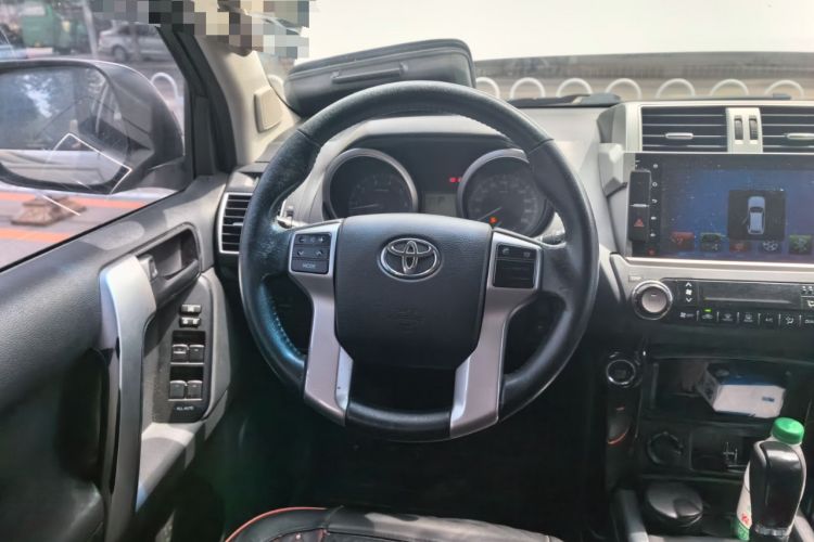 Used Toyota Prado 2016 2.7L Automatic Standard Edition Steering Wheel