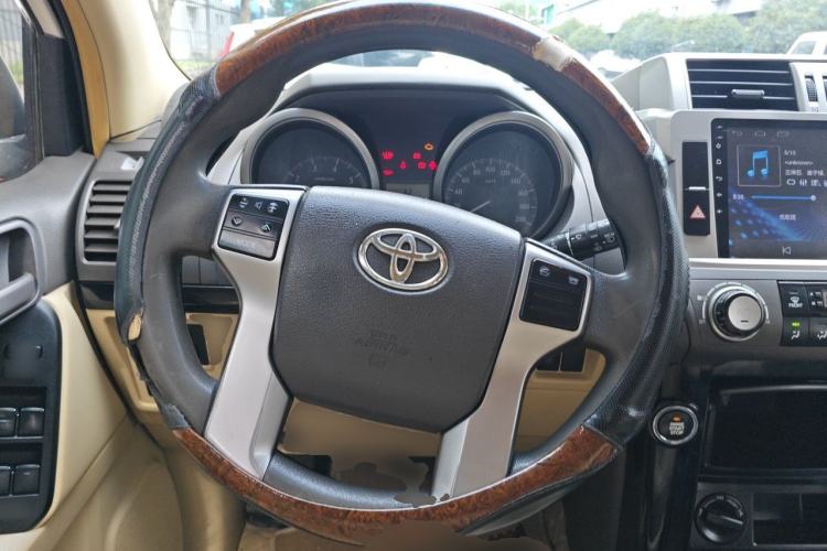 Used Toyota Prado 2016 2700 TX 7-Seater Middle East Version Steering Wheel