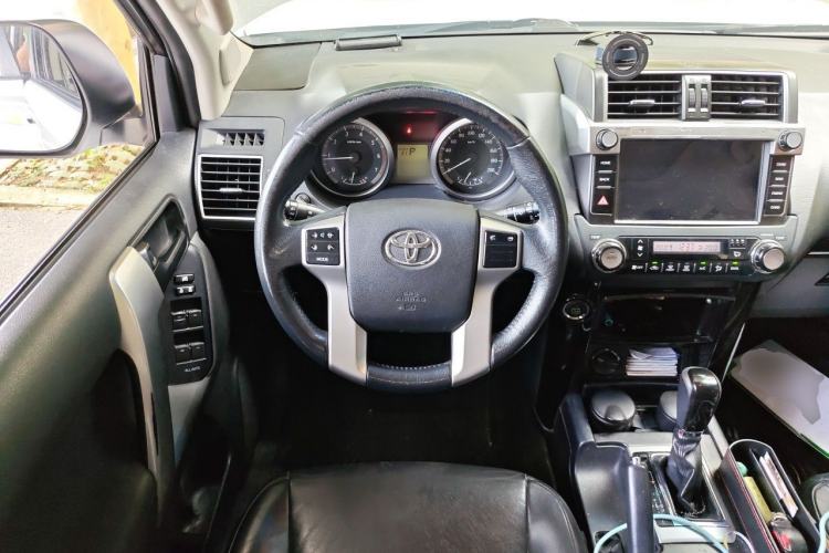 Used Toyota Prado 2016 2.7L Automatic Standard Edition Steering Wheel