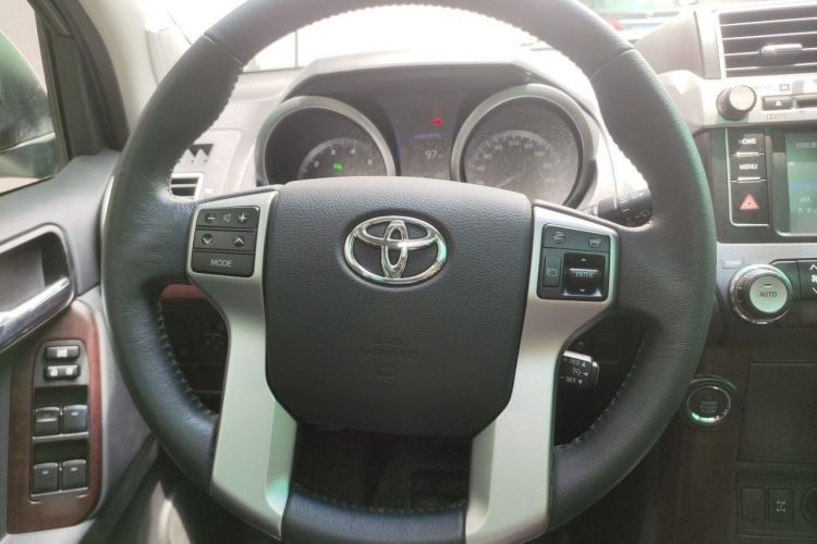 Used Toyota Prado 2016 3.5L Automatic TX-L NAVI Steering Wheel