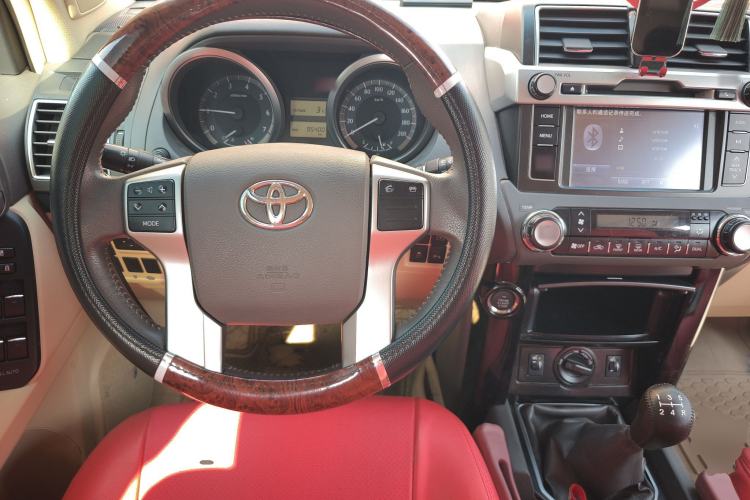 Used Toyota Prado 2016 2.7L Manual Transmission Steering Wheel