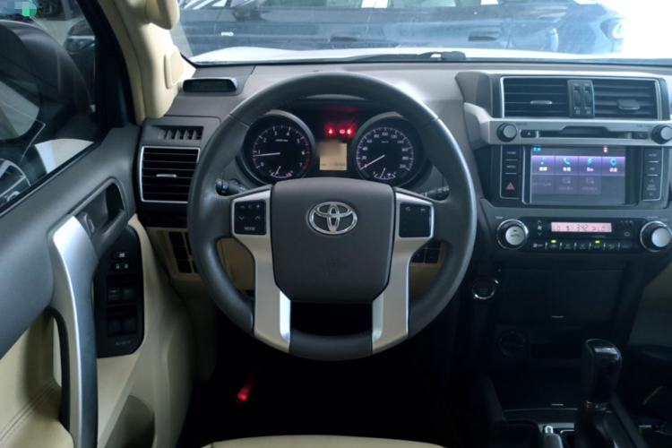 Used Toyota Prado 2016 2.7L Automatic Standard Edition Steering Wheel