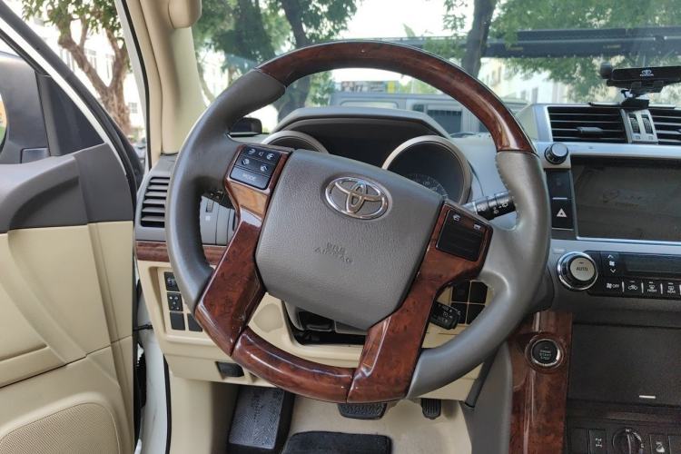 Used Toyota Prado  Steering Wheel