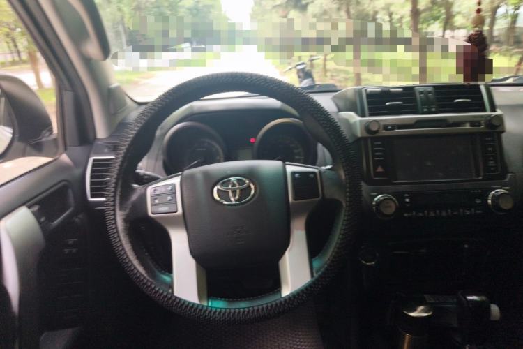 Used Toyota Prado 2016 2.7L Automatic Standard Edition Steering Wheel