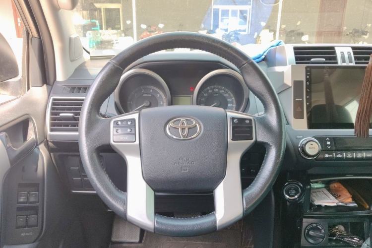Used Toyota Prado 2016 2.7L Automatic Standard Edition Steering Wheel