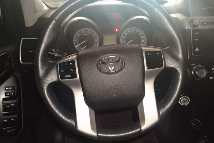 Used Toyota Prado 2016 2.7L Automatic Standard Edition Steering Wheel