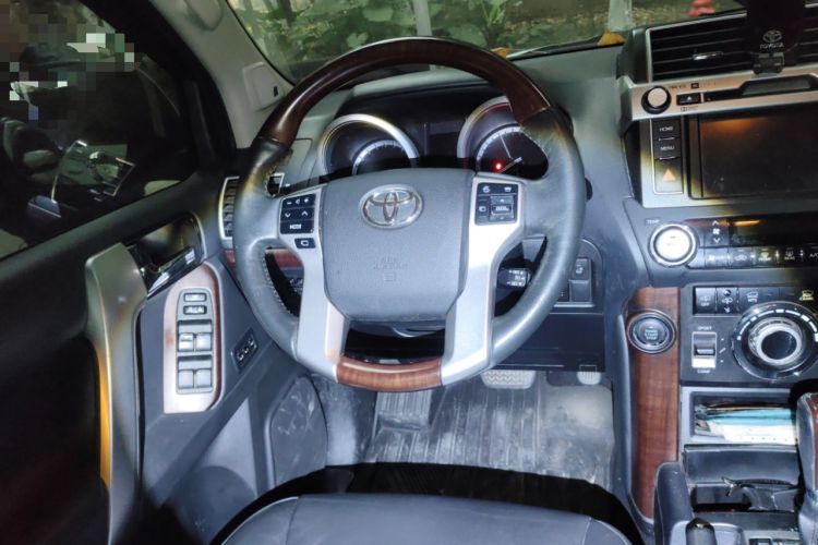 Used Toyota Prado 2016 3.5L Automatic VX NAVI Steering Wheel