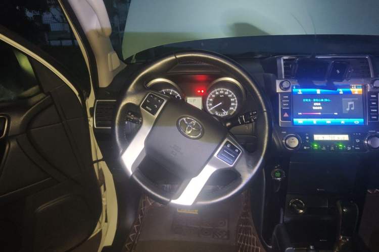 Used Toyota Prado 2016 2.7L Automatic Standard Edition Steering Wheel