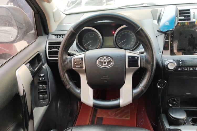 Used Toyota Prado 2016 2.7L Automatic Standard Edition Steering Wheel