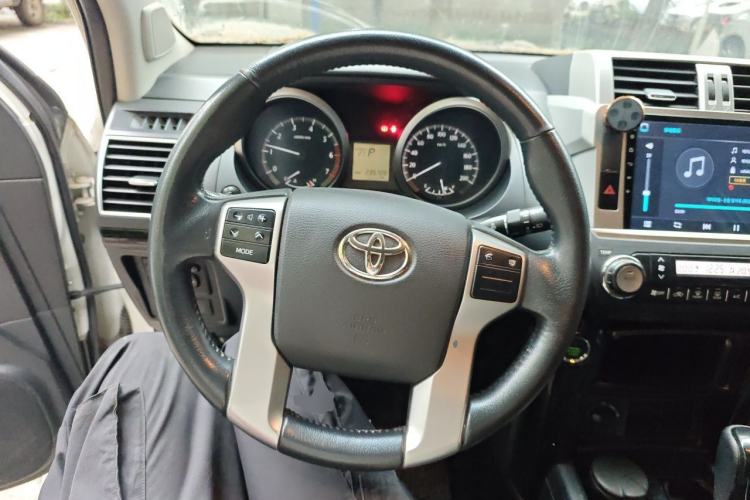 Used Toyota Prado 2016 2.7L Automatic Standard Edition Steering Wheel
