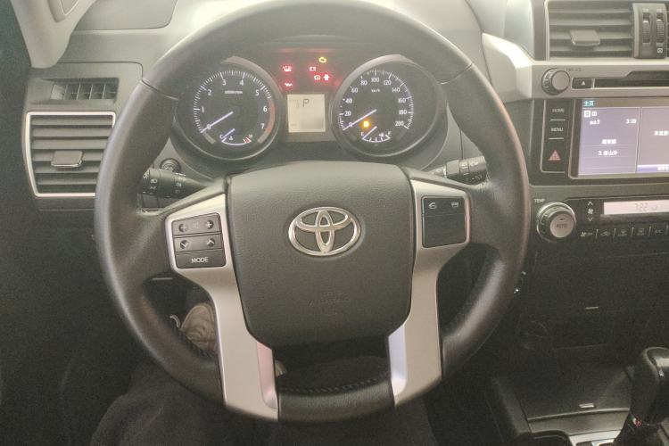Used Toyota Prado 2016 2.7L Automatic Standard Edition Steering Wheel