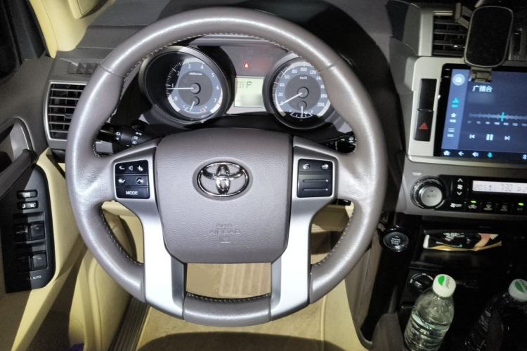 Used Toyota Prado 2016 2.7L Automatic Standard Edition Steering Wheel