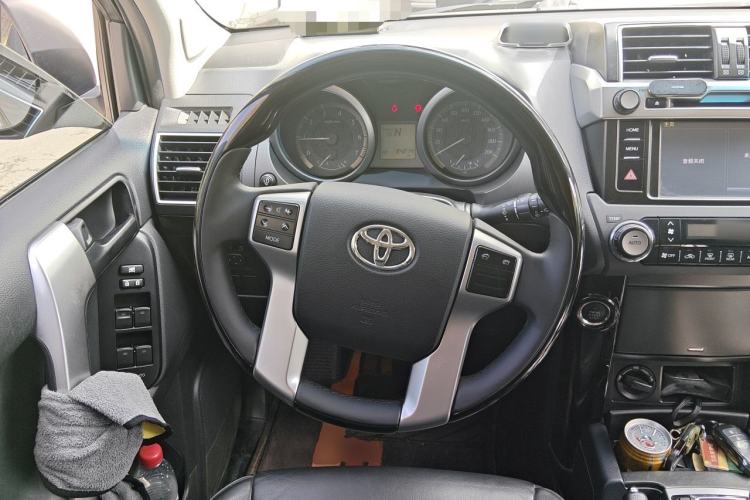 Used Toyota Prado 2016 2.7L Automatic Standard Edition Steering Wheel