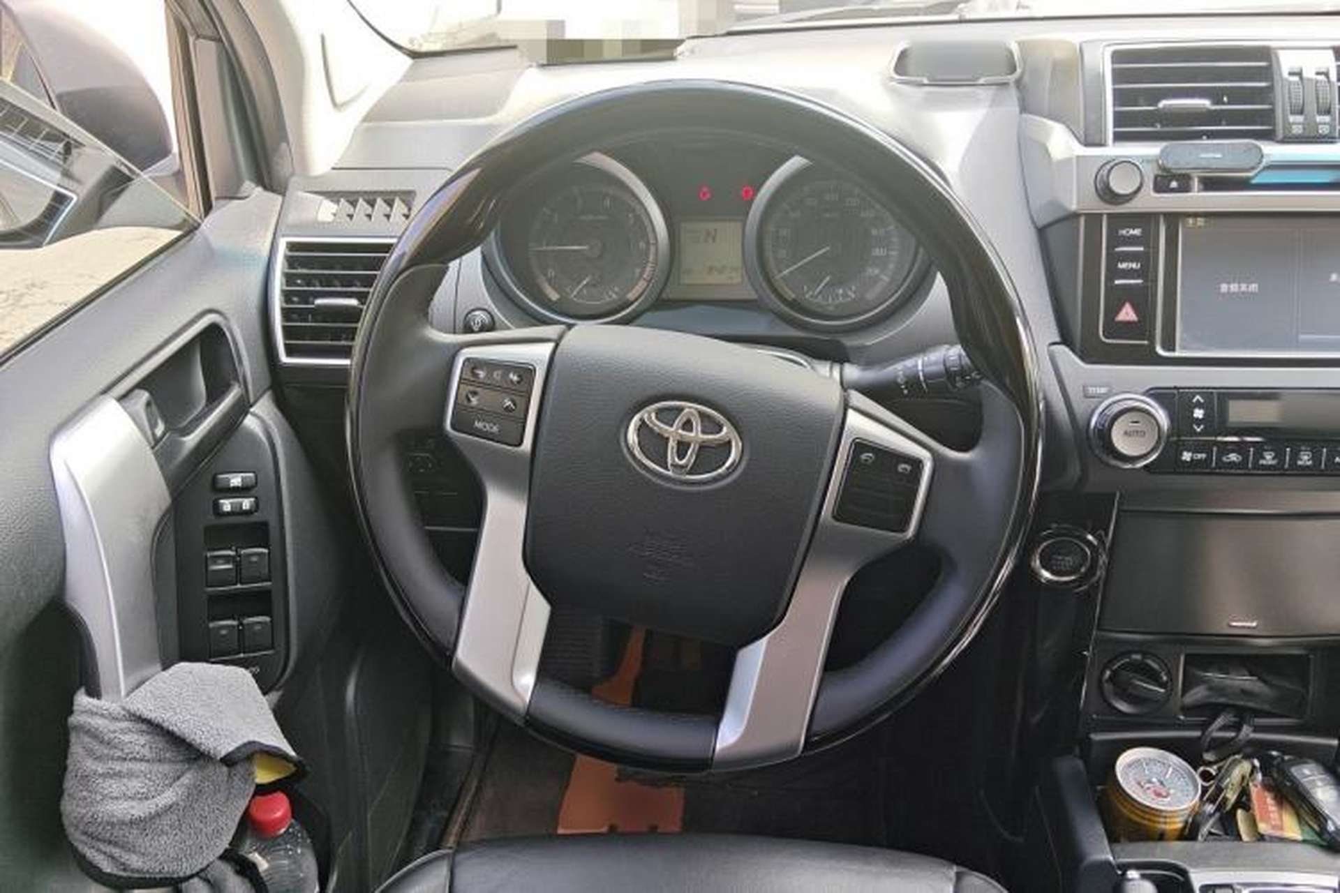 Used Toyota Prado 2016 2.7L Automatic Standard Edition Steering Wheel