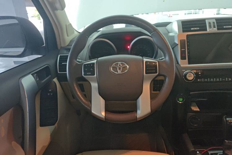 Used Toyota Prado 2016 2.7L Automatic Standard Edition Steering Wheel