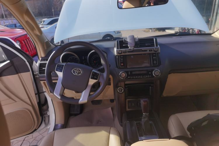 Used Toyota Prado 2016 3.5L Automatic TX-L NAVI Steering Wheel