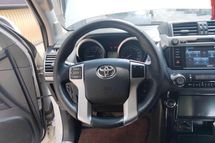Used Toyota Prado 2016 2.7L Automatic Standard Edition Steering Wheel