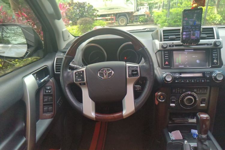 Used Toyota Prado 2016 3.5L Automatic VX NAVI Steering Wheel