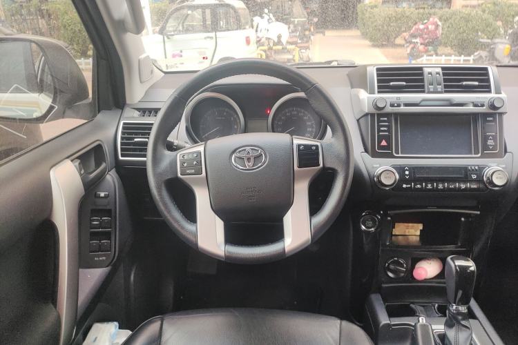 Used Toyota Prado 2016 2.7L Automatic Luxury Edition Steering Wheel